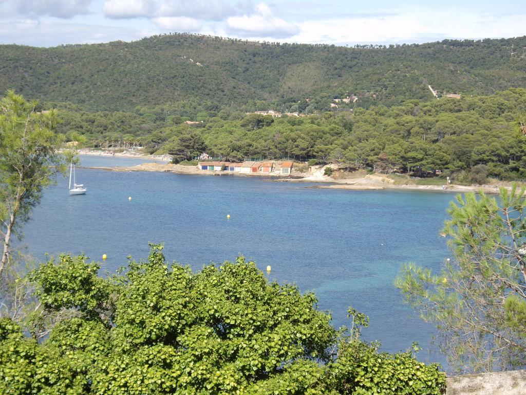 Les Palmiers Hotel